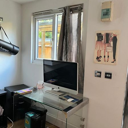 Belvedere Cosy Garden Cottage מראה חיצוני תמונה